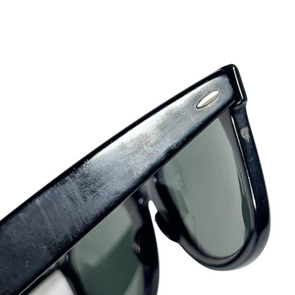 Ray-Ban Wayfarer Matte Black Gradient Graphite Polarized Used For Parts - Picture 15 of 16